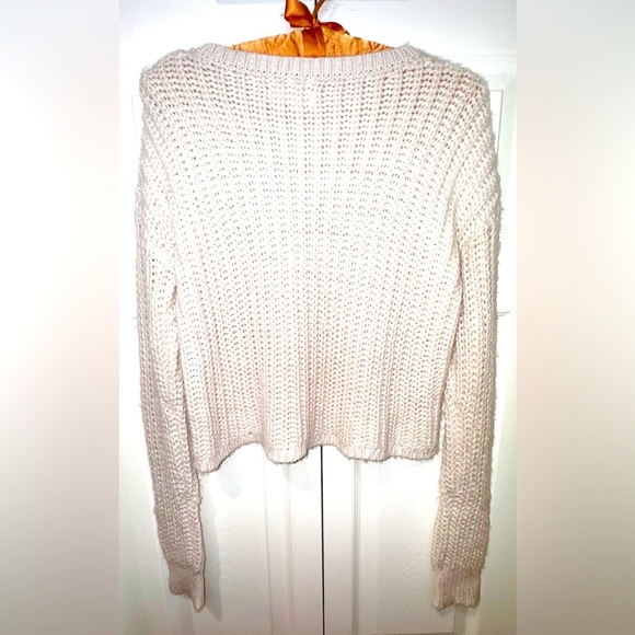 Aeropostale Cream Wool Blend Crochet Cable Knit Cropped Sweater Size M VGUC - Picture 10 of 10